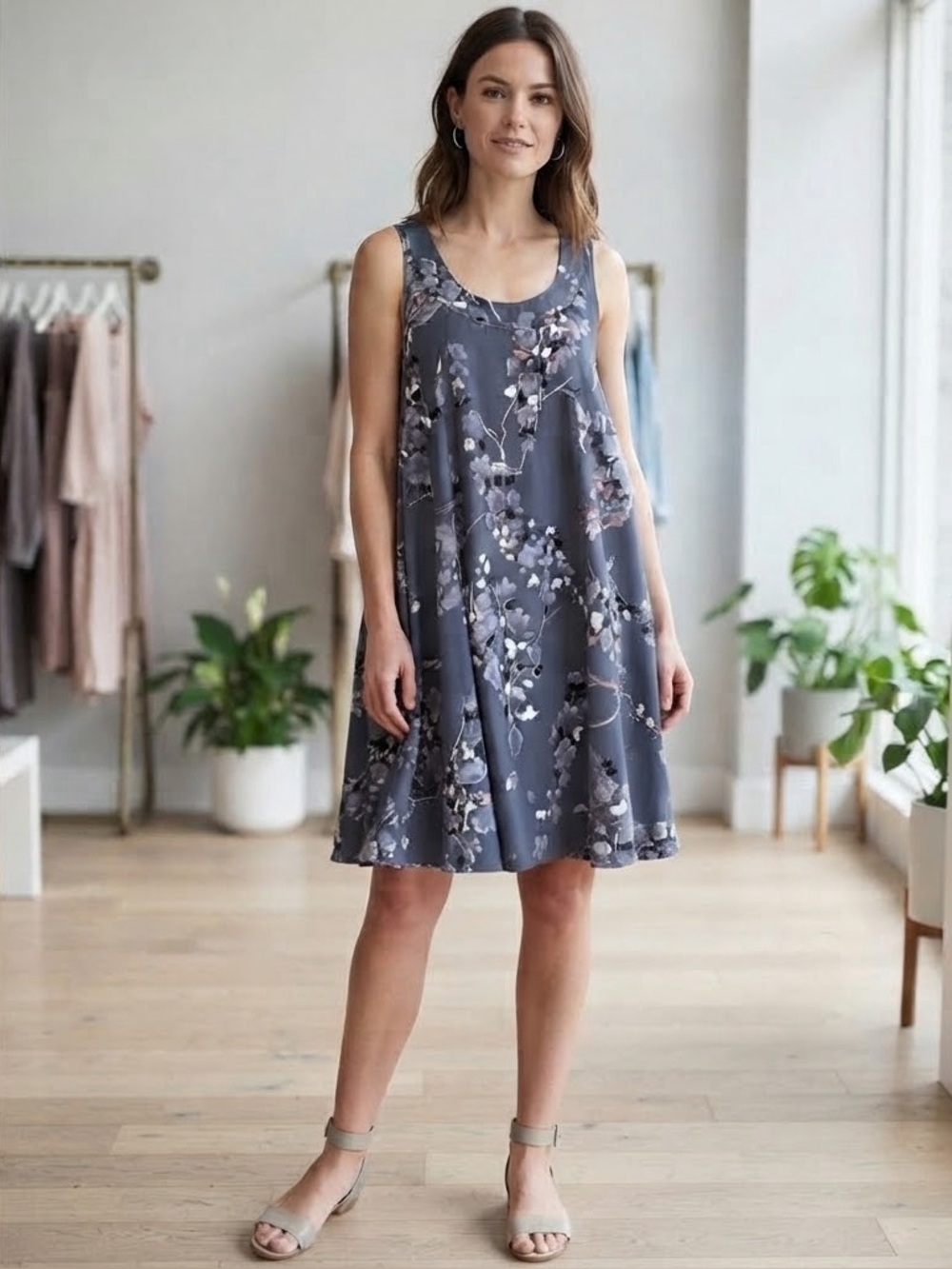 H&M Trapeze A-line Sleeveless Floral Dress - Size 6
